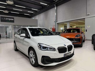 Usata BMW 225 Active Tourer iPerformance 224 CV (164 kW) 2021 Bianco Monovolume
