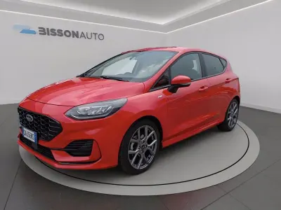 Usata Ford Fiesta ST-Line 125 CV (91 kW) 2023 Race red Utilitaria