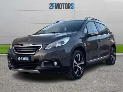 Usata Peugeot 2008 99 CV (72 kW) 2016 SUV