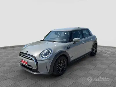 Usata Mini ONE Classic 102 CV (75 kW) 2022 Grigio Utilitaria