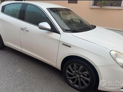 Usata Alfa Romeo Giulietta Distinctive 105 CV (77 kW) 2012 Berlina