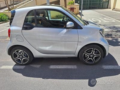 Usata Smart ForTwo Coupé 41 kW (56 CV) 2022 Grigio Utilitaria