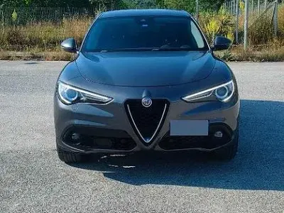 Usata Alfa Romeo Stelvio 210 CV (154 kW) 2019 Marrone SUV