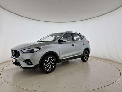 Usata MG ZS Luxury 106 CV (77 kW) 2025 Argento SUV