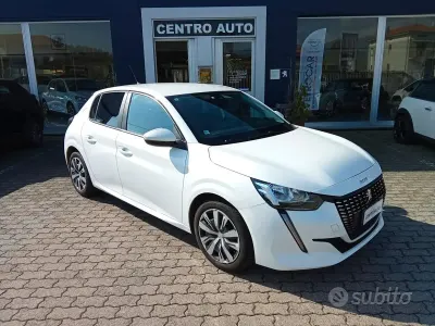 Usata Peugeot 208 Active 75 CV (55 kW) 2020 Bianco Utilitaria