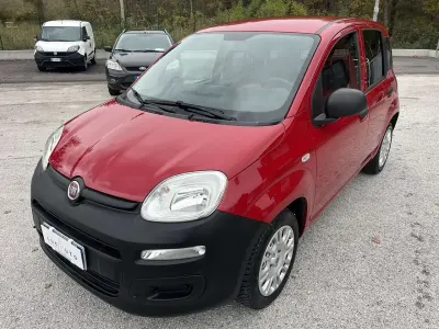 Occasion Fiat Panda Easy 75 ch (55 kW) 2015 Rouge Van