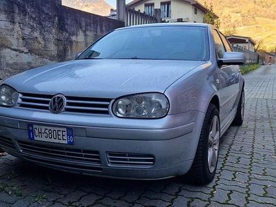 Usata VW Golf IV Highline 131 CV (96 kW) 2003 Berlina