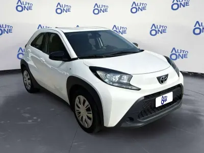 Usata Toyota Aygo X Active 72 CV (52 kW) 2023 Bianco SUV