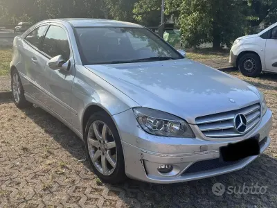 Usata Mercedes CLC220 143 CV (105 kW) 2009 Grigio Coupé