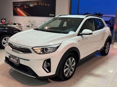 Bianco Usata 2022 Kia Stonic SUV | 14.500 € (Buon prezzo)