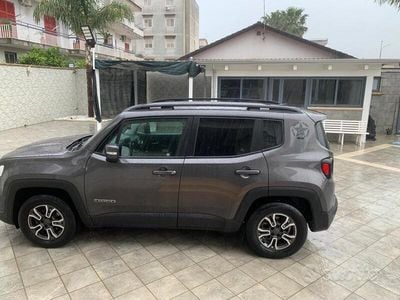 Usata Jeep Renegade 120 CV (88 kW) 2019 Grigio SUV