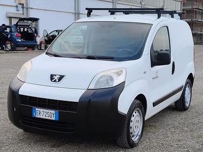 Usata Peugeot Bipper Family 75 CV (55 kW) 2013 Bianco Monovolume