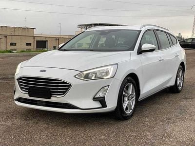 Begagnad Ford Focus Business Edition 120 HK (88 kW) 2019 Vit Sedan
