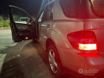 Mercedes ML320