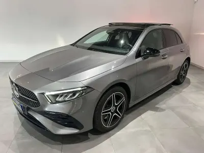 Usata Mercedes A250 AMG Line Premium 163 CV (119 kW) 2023 Grigio Berlina