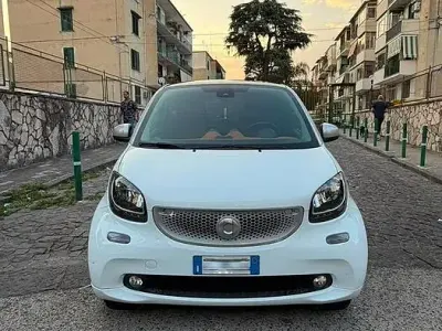 Usata Smart ForTwo Coupé 71 CV (52 kW) 2015 Bianco Coupé