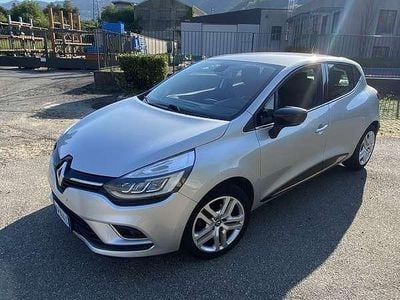 Usata Renault Clio IV Life 90 CV (66 kW) 2019 Argento Berlina