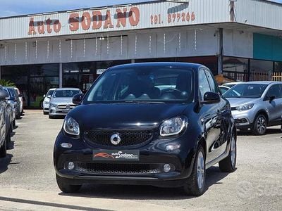 Usata Smart ForFour Passion 90 CV (66 kW) 2016 Nero Utilitaria