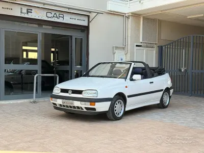 Usata VW Golf Cabriolet 75 CV (55 kW) 1994 Bianco Cabrio