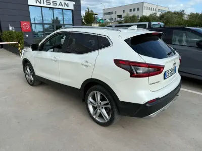 Usata Nissan Qashqai N-Connecta 159 CV (116 kW) 2020 Bianco SUV