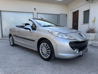 Usata Peugeot 207 CC 109 CV (80 kW) 2008 Other Cabrio