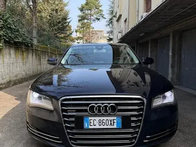 Usata Audi A8 Comfort 350 CV (257 kW) 2010 Berlina