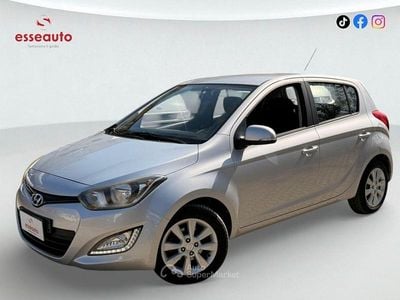 Usata Hyundai i20 Edition 75 CV (55 kW) 2014 Grigio Utilitaria