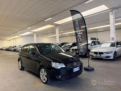 Usata VW Polo Sportline 80 CV (58 kW) 2008 Nero Utilitaria