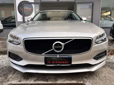 Usata Volvo S90 Momentum 150 CV (110 kW) 2017 Other Berlina