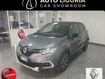 Usata Renault Captur Intens 90 CV (66 kW) 2017 Giallo SUV