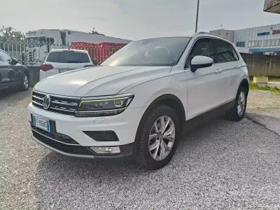 Usata VW Tiguan Business 150 CV (110 kW) 2016 Bianco SUV