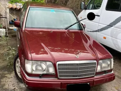 Usata Mercedes E250 126 CV (92 kW) 1996 Berlina