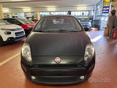 Usata Fiat Punto Street 70 CV (51 kW) 2016 Nero Utilitaria