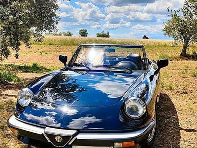 Usata Alfa Romeo Spider 125 CV (91 kW) 1987 Nero Cabrio