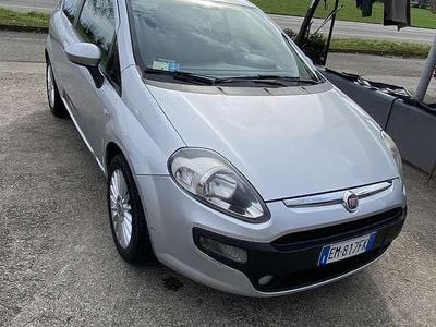 Usata Fiat Punto Evo Easy 71 CV (52 kW) 2011 Utilitaria