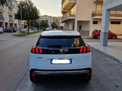 Usata Peugeot 3008 120 CV (88 kW) 2017 Bianco SUV