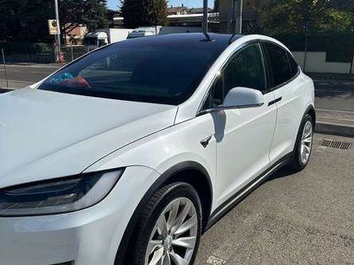 usata Tesla Model X 75 D