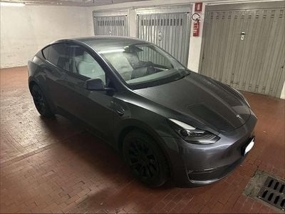 Usata Tesla Model Y 378 kW (514 CV) 2022 Grigio SUV