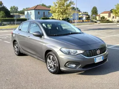 Usata Fiat Tipo 95 CV (69 kW) 2016 Grigio Berlina