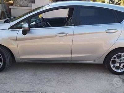 Usata Ford Fiesta Titanium 96 CV (70 kW) 2010 Utilitaria