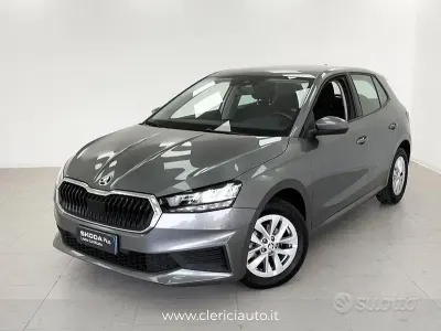 Usata Skoda Fabia Ambition 65 CV (47 kW) 2022 Grigio Utilitaria