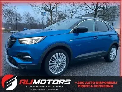 Usata Opel Grandland X 120 CV (88 kW) 2017 Blu SUV