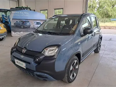 Usata Fiat Panda Cross Cross 70 CV (51 kW) 2022 Grigio Utilitaria