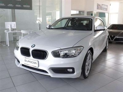 Usata BMW 116 Advantage 116 CV (85 kW) 2015 Bianco Utilitaria