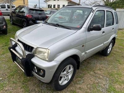 Usata Daihatsu Terios 86 CV (63 kW) 2003 Grigio SUV