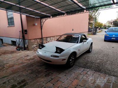 usata Mazda MX5 1.6i 16v restaurata