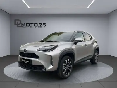 Usata Toyota Yaris Cross Trend 92 CV (67 kW) 2024 Argento SUV