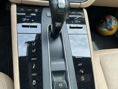 Usata Porsche Macan 265 CV (194 kW) 2022 Nero SUV
