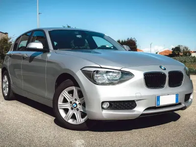 Usata BMW 116 116 CV (85 kW) 2014 Argento Utilitaria