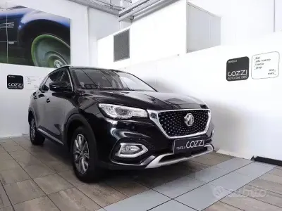 Usata MG HS Luxury 162 CV (119 kW) 2023 Nero SUV